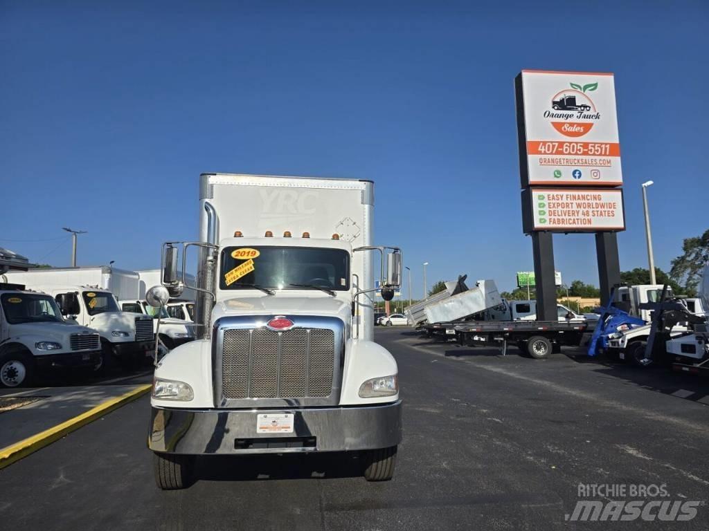 Peterbilt 337 厢式货车