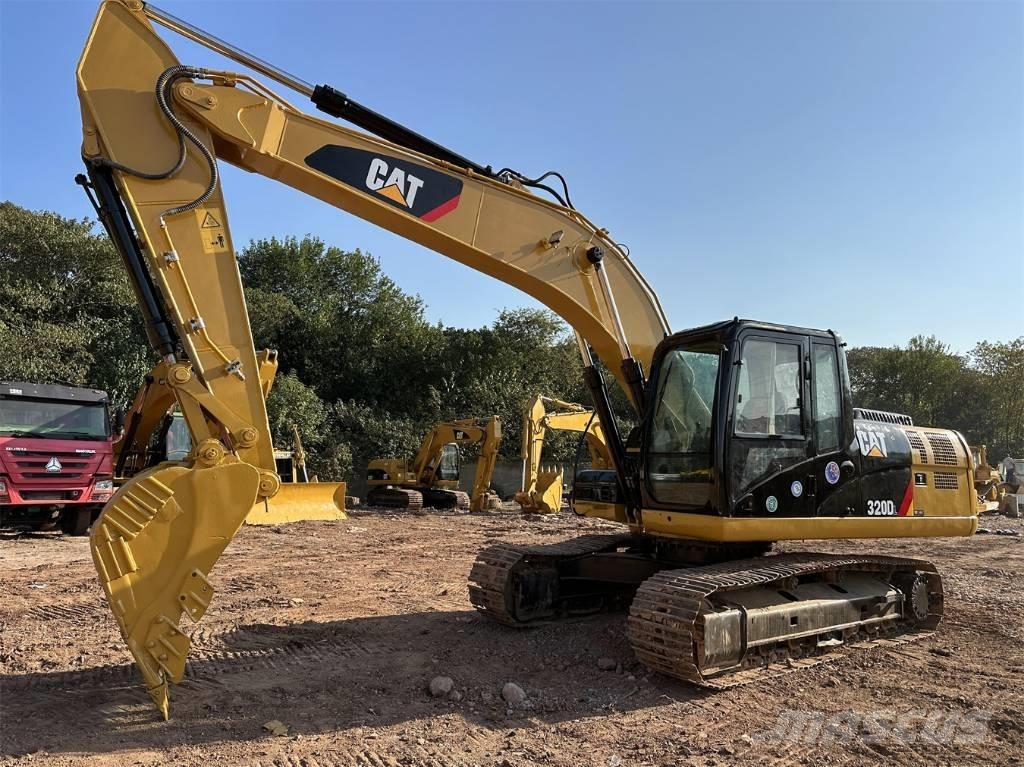 CAT 320DL 履带挖掘机