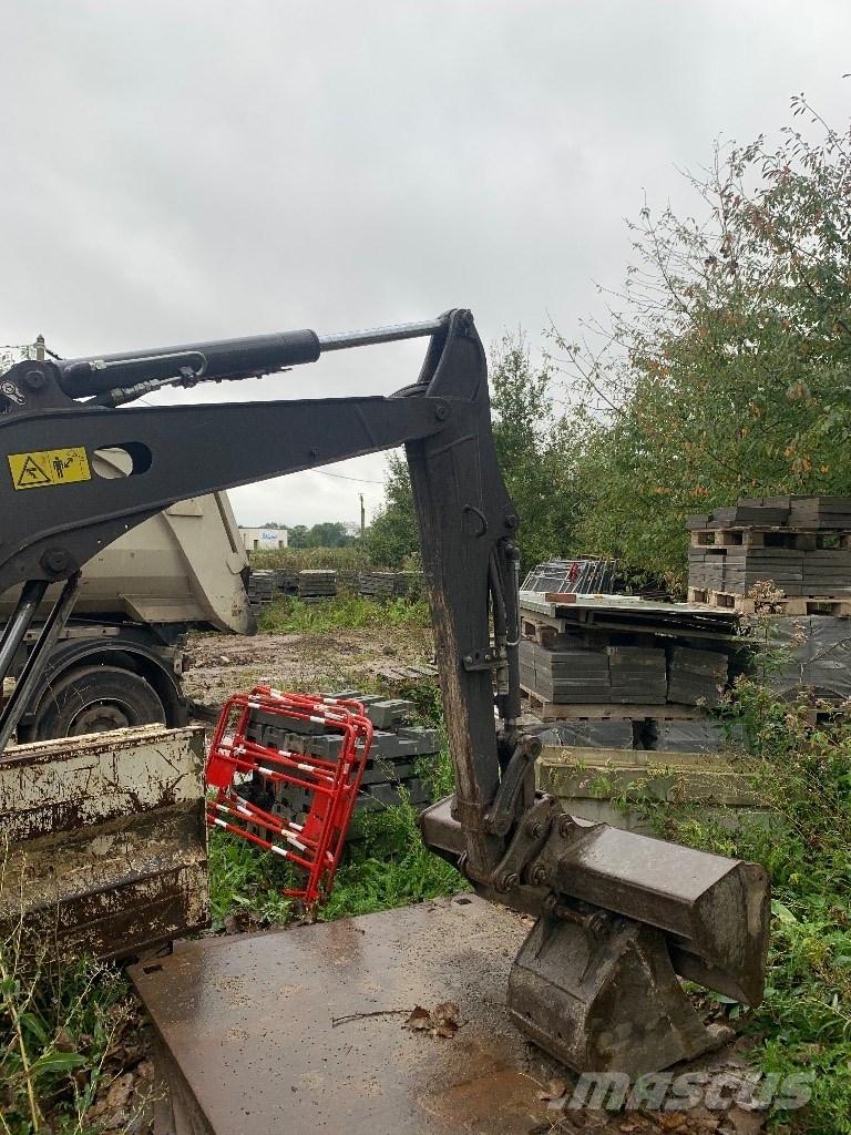Volvo ECR 25 D 小型挖掘机