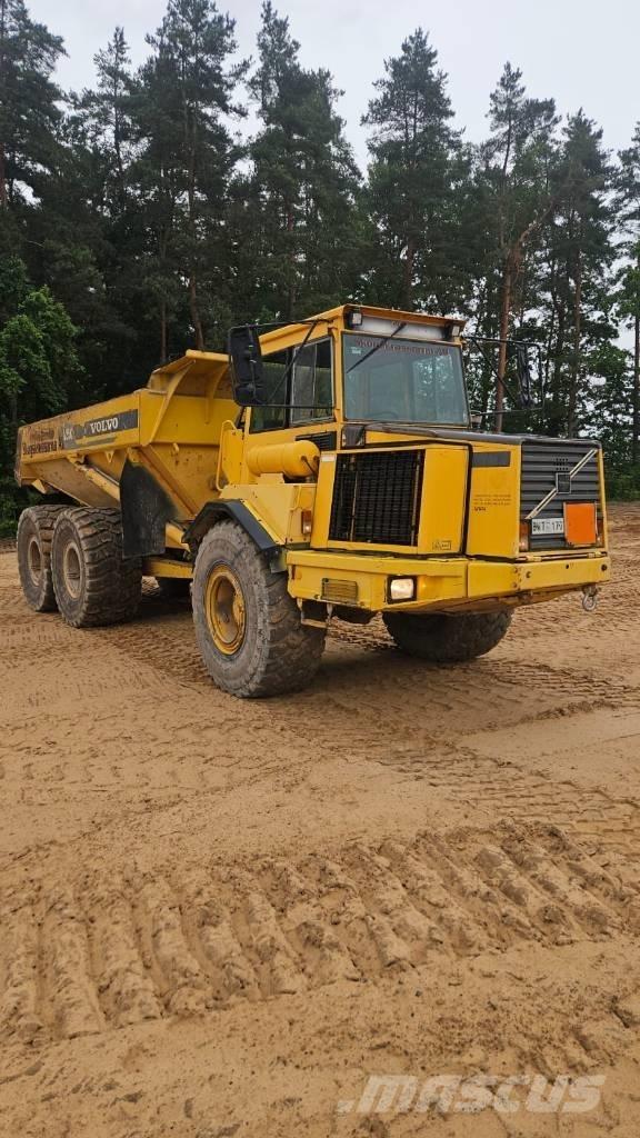 Volvo A 25 C 铰接式自卸车