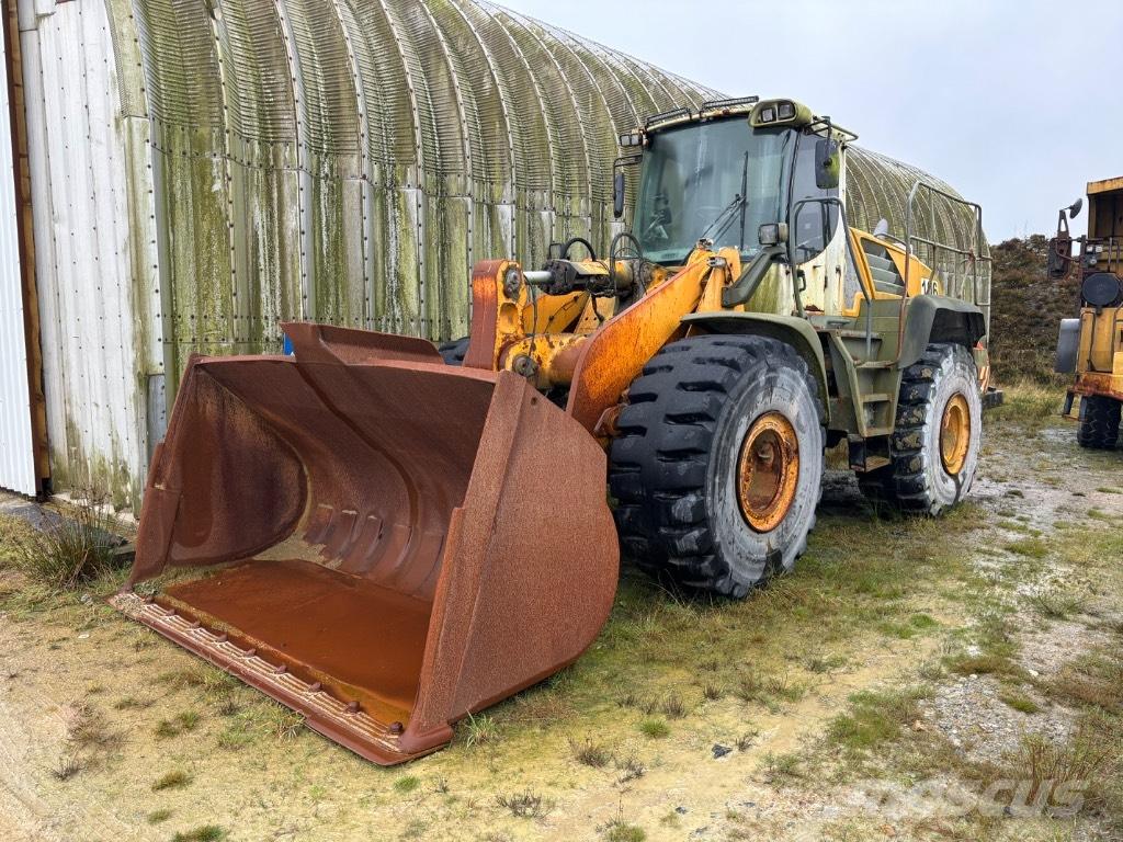 Liebherr L 576 轮式装载机