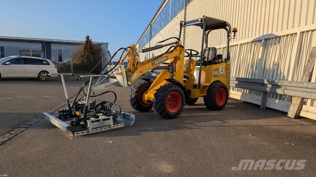 Knikmops KM130H 小型装载机