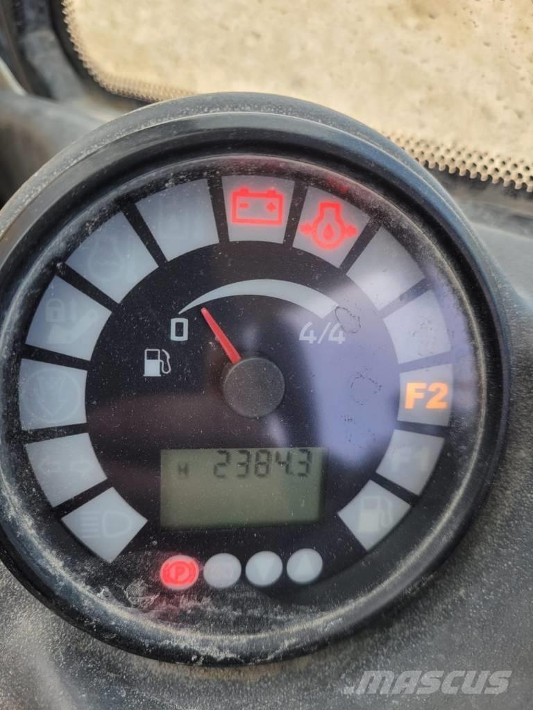 Liebherr L 506 轮式装载机