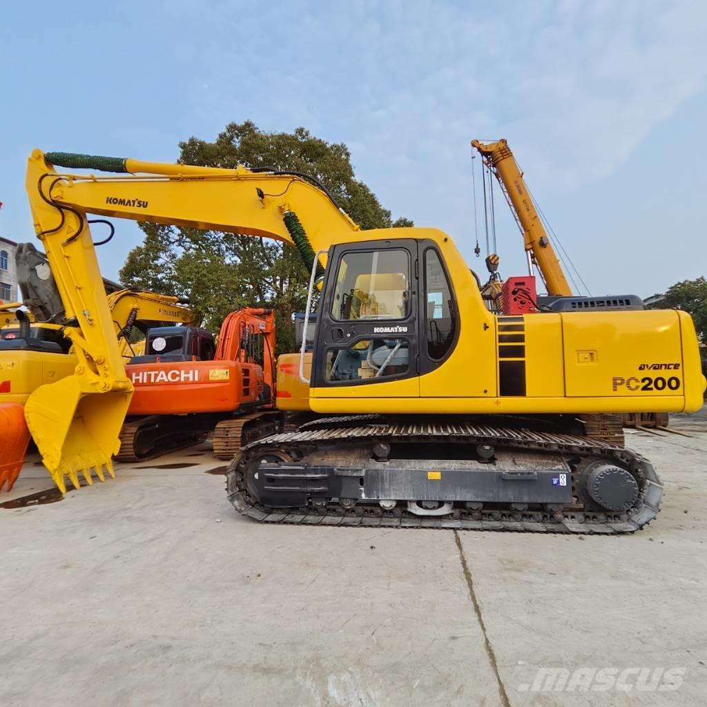 Komatsu PC 200-6 中型挖掘机