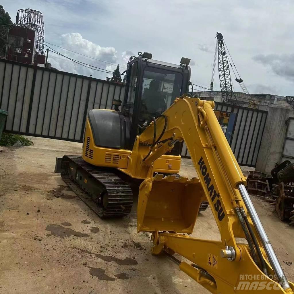 Komatsu PC 55 小型挖掘机