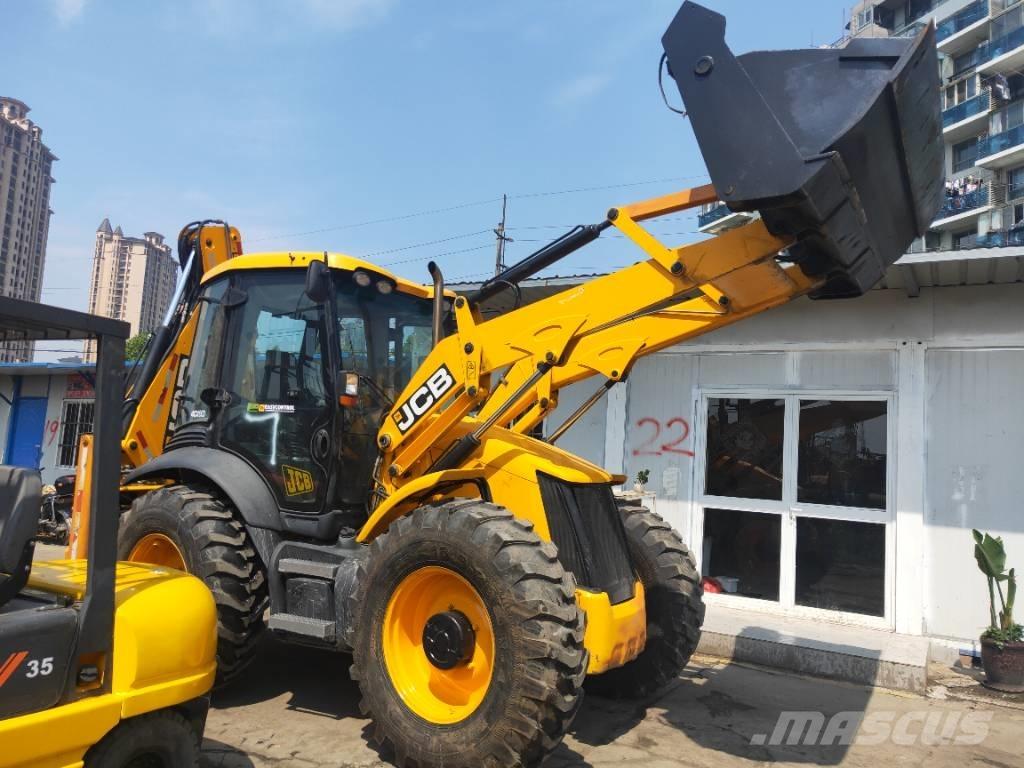 JCB 4CX 反铲装载机
