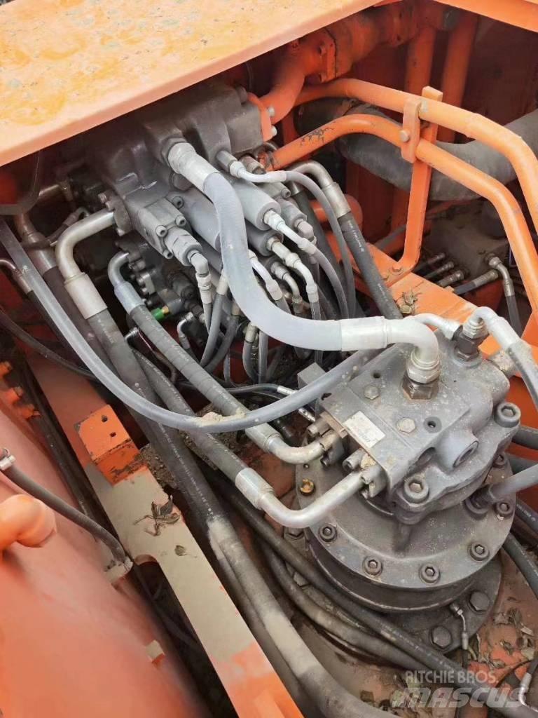 Doosan DX 300 LC 履带挖掘机