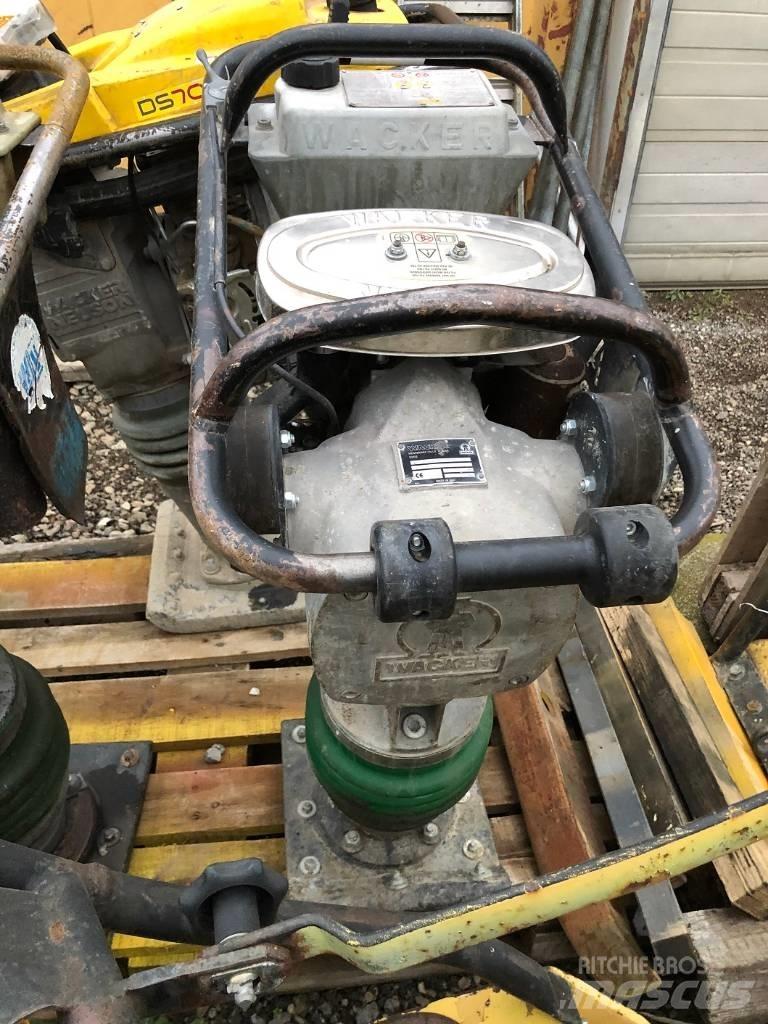Wacker BS60-2i 匝道机