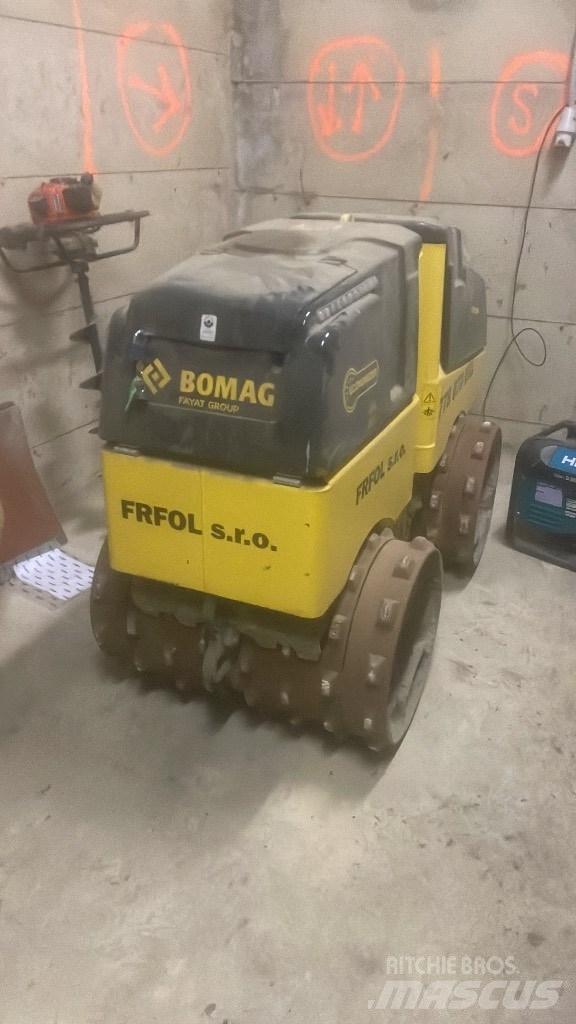 Bomag Bmg8500 单轮压路机