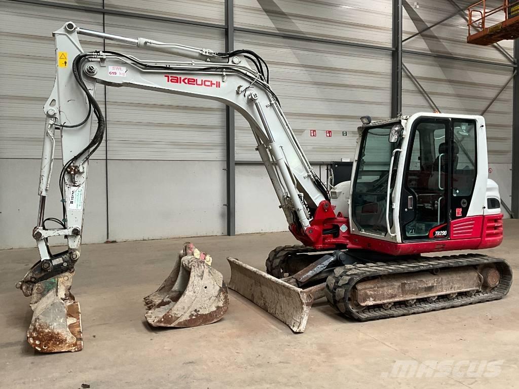 Takeuchi TB 290 中型挖掘机