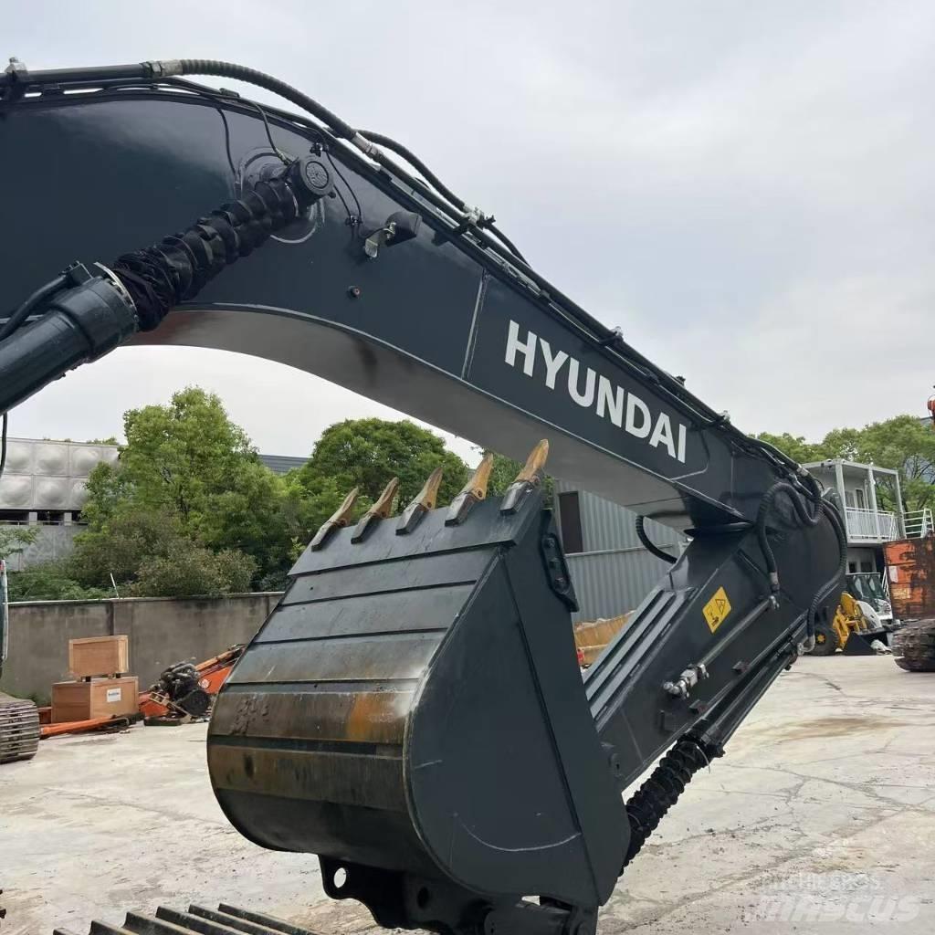 Hyundai 330LC-9T 履带挖掘机