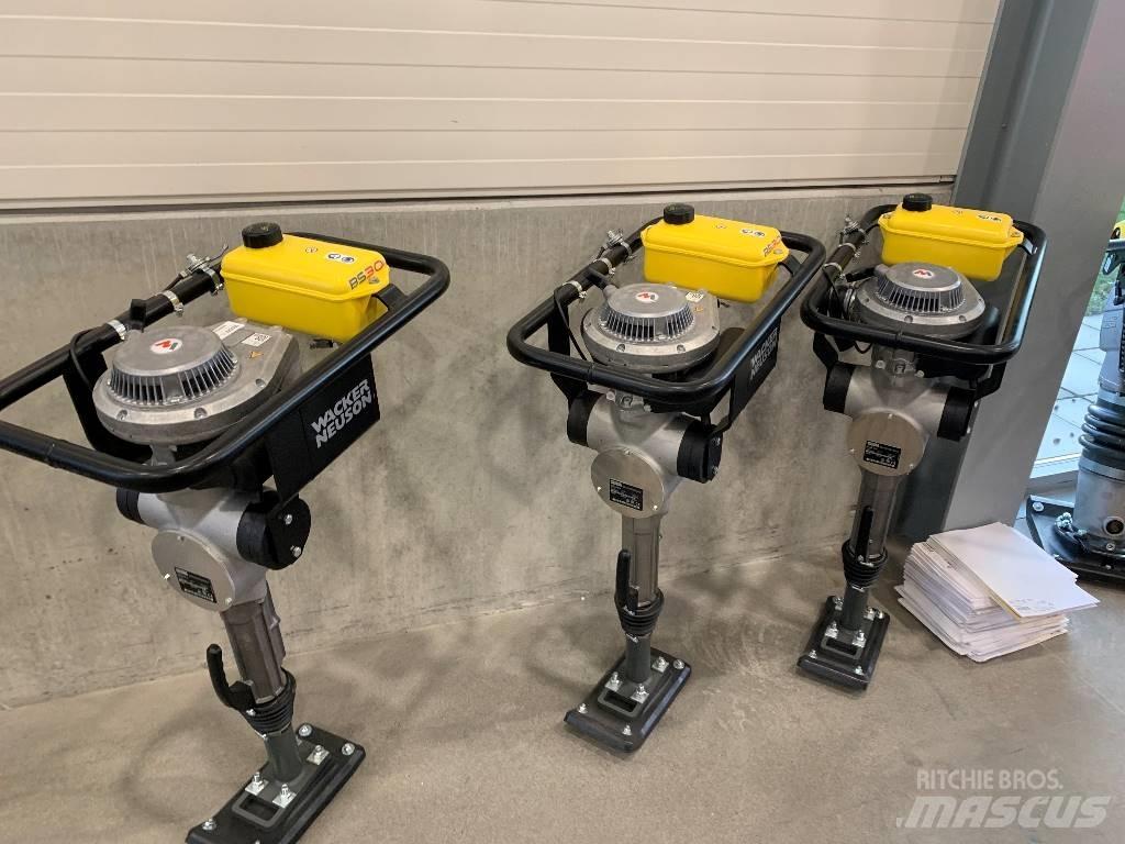 Wacker Neuson BS 30 匝道机