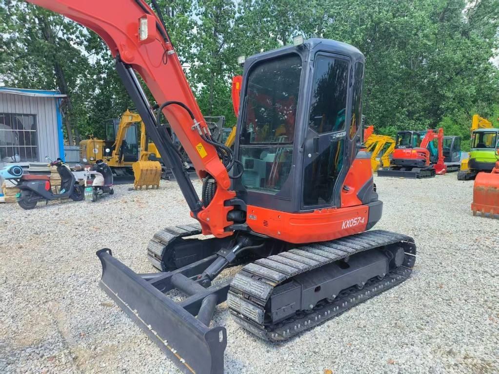 Kubota KX 057 小型挖掘机