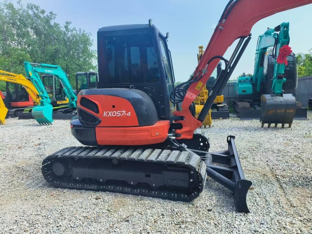 Kubota KX 057 小型挖掘机