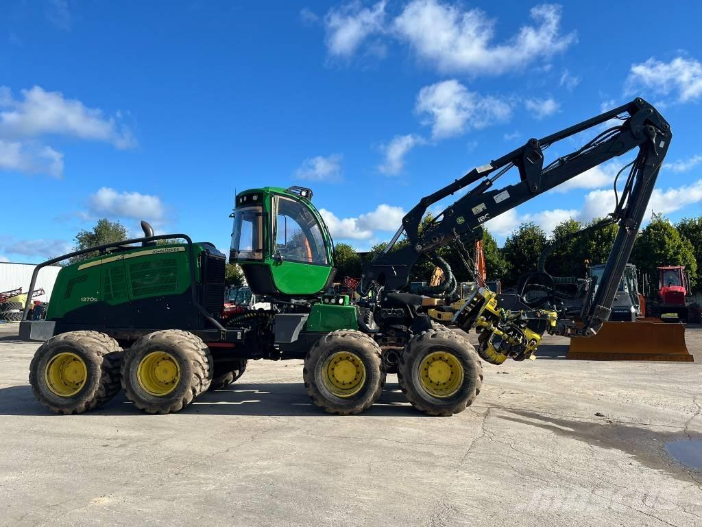John Deere 1270G 8W 收割机
