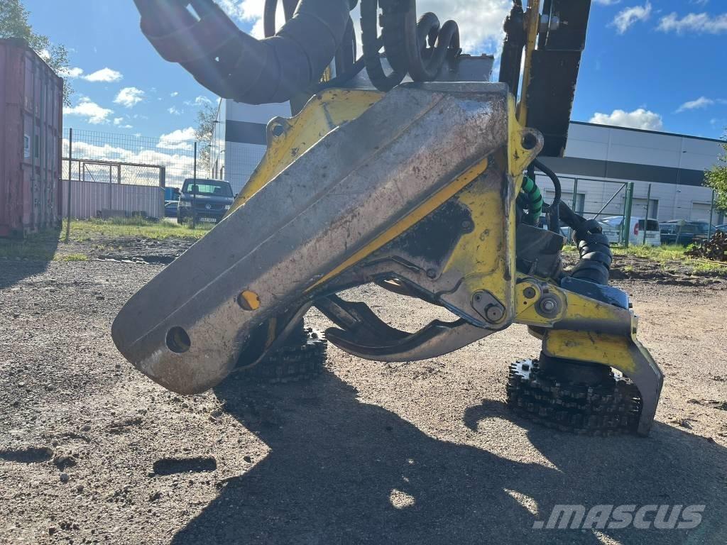 John Deere 1270G 8W 收割机