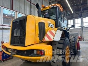 JCB 427 ZX T4 反铲装载机