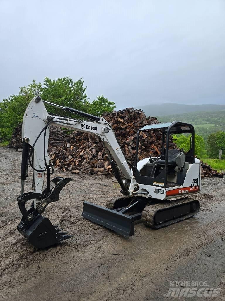 Bobcat 331G 小型挖掘机