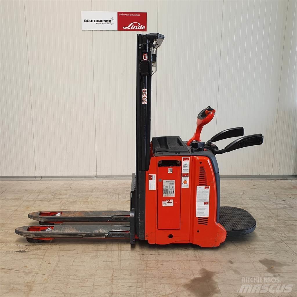 Linde D12AP 手推堆垛车