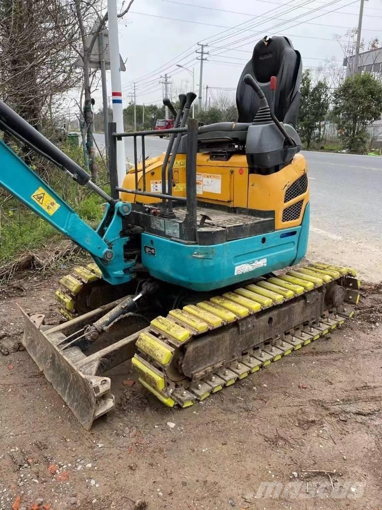 Kubota U15 小型挖掘机