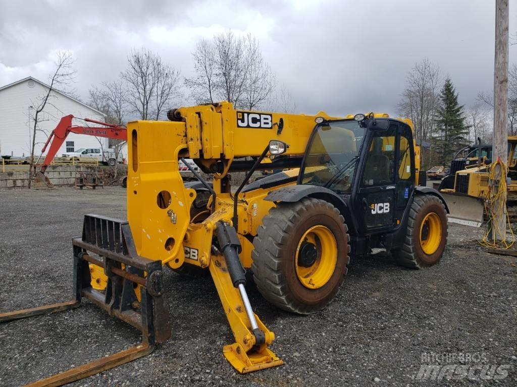 JCB 512-56 伸缩臂叉装车|叉装车