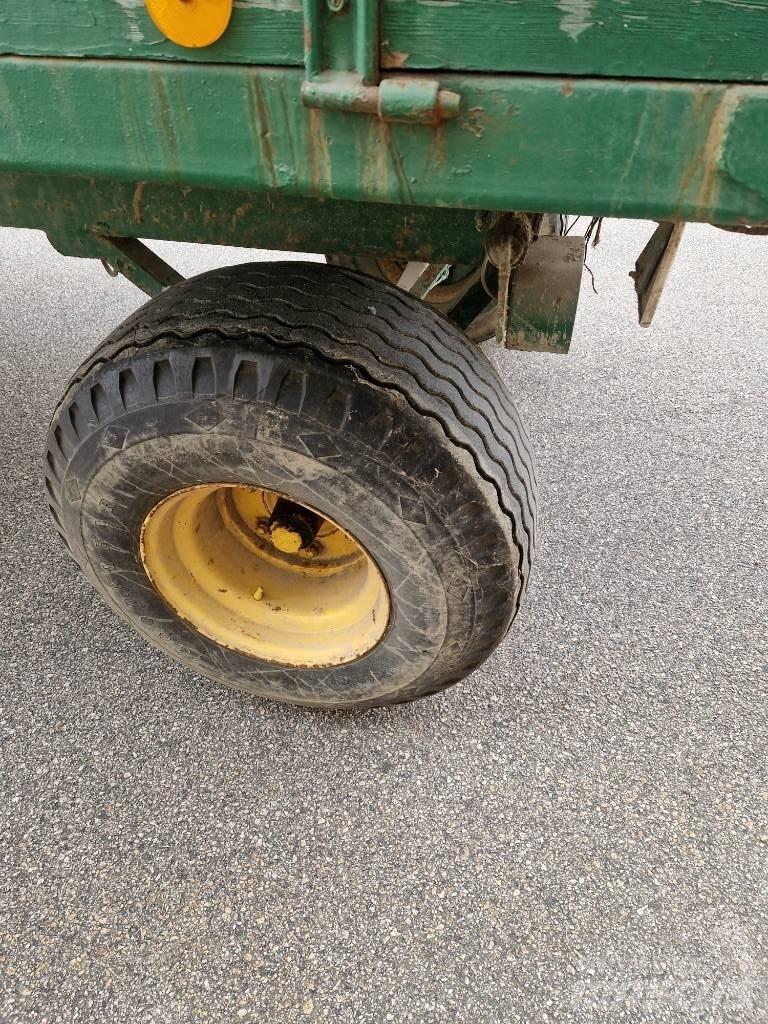  Spannmålvagn 8ton 粮食车
