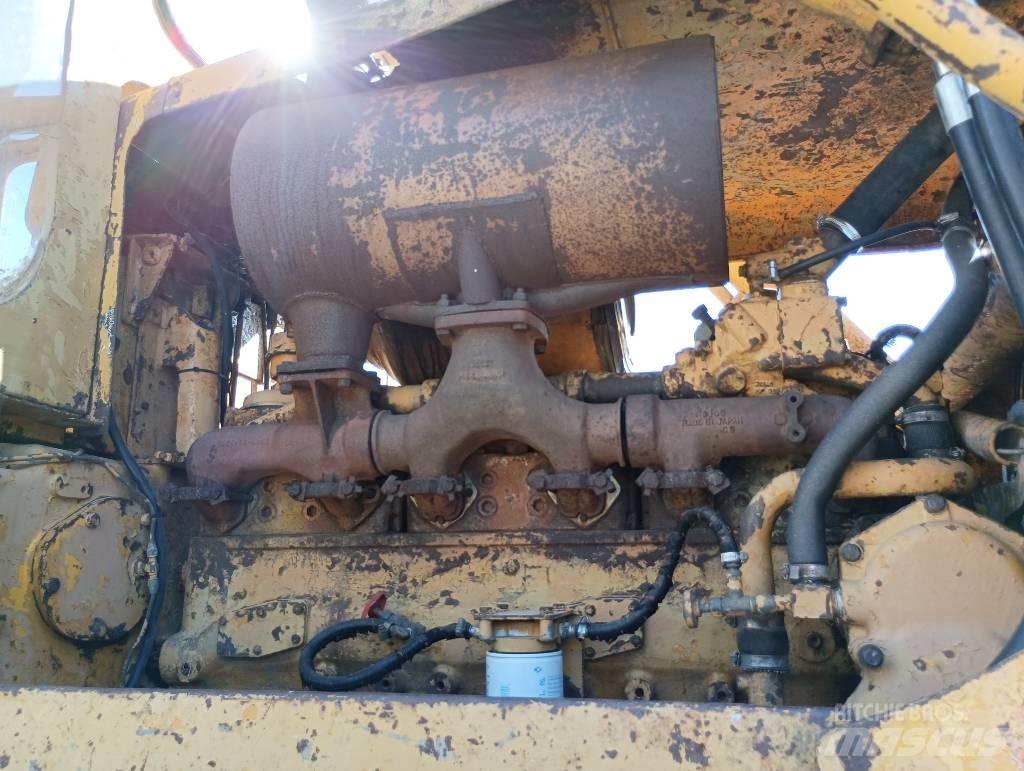 Komatsu D 85 A-12 履带式推土机