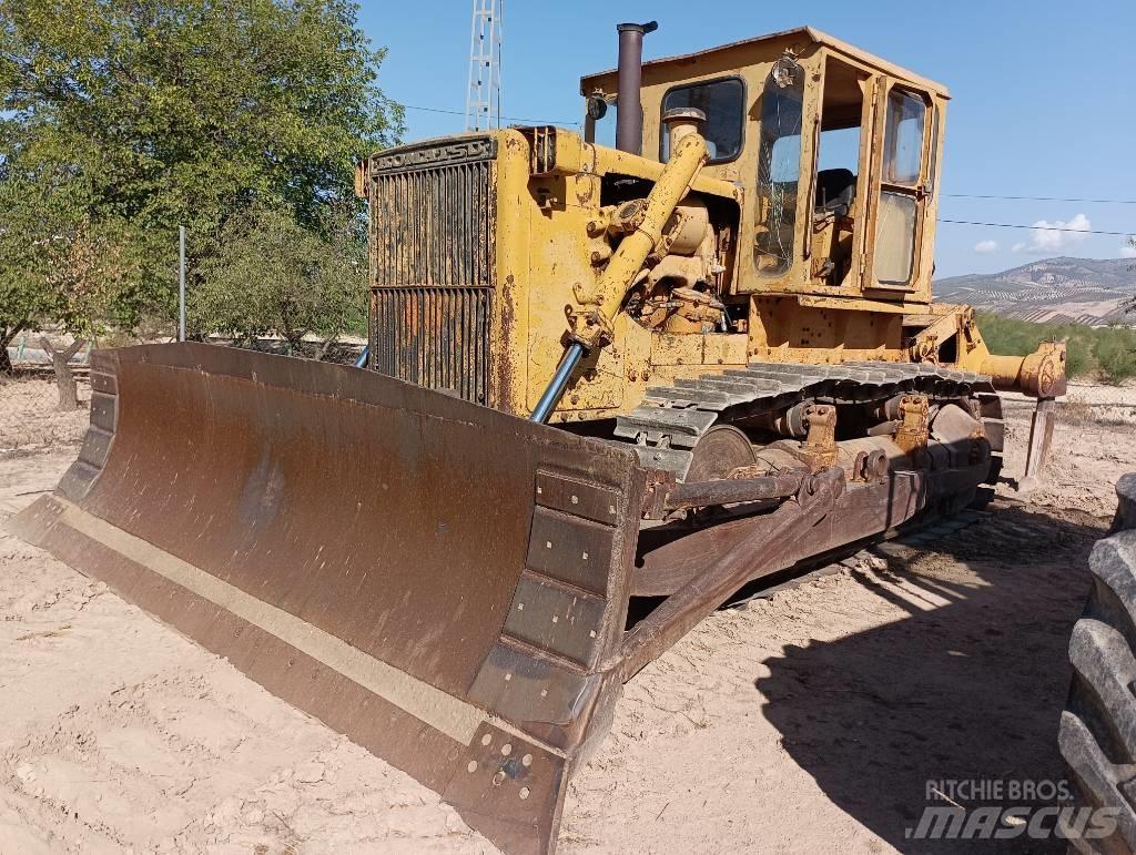 Komatsu D 85 A-12 履带式推土机