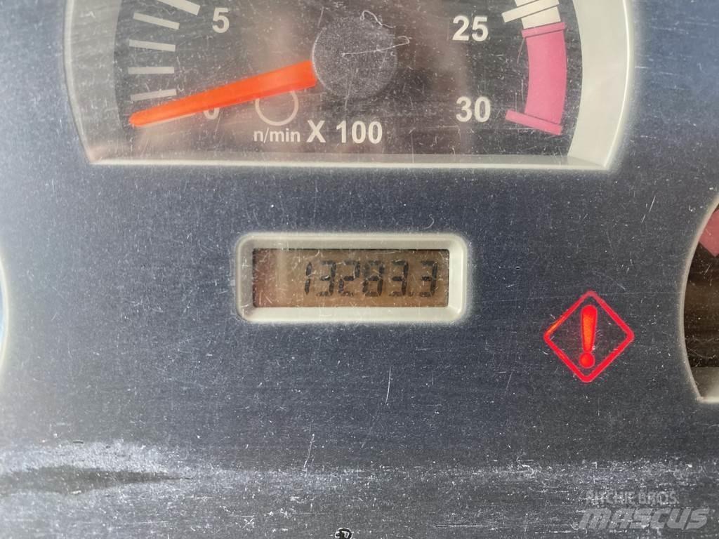CAT 422 F TURBO 反铲装载机