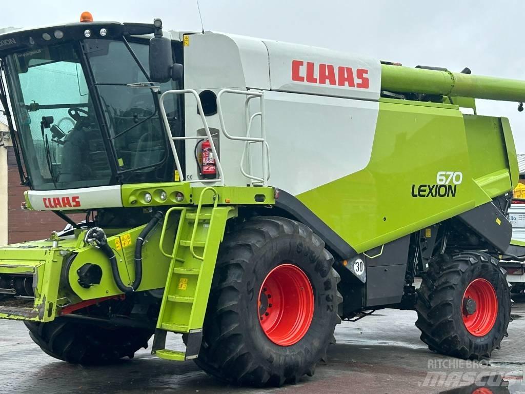 CLAAS Lexion 670 4x4 联合收割机