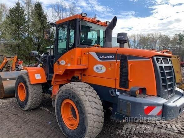 Doosan DL280-5 轮式装载机