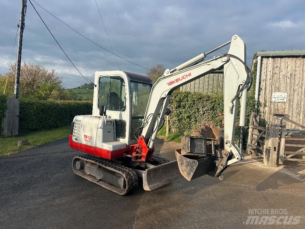 Takeuchi TB 125 小型挖掘机