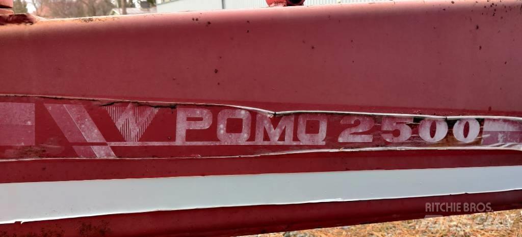 Pomo 2500 刮路机