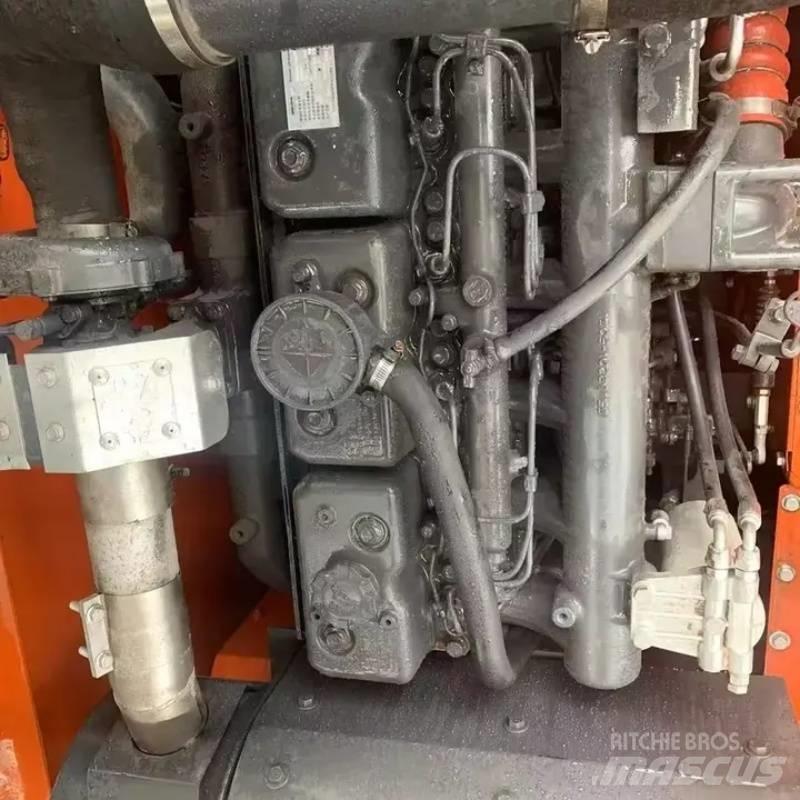 Doosan DX 300 履带挖掘机