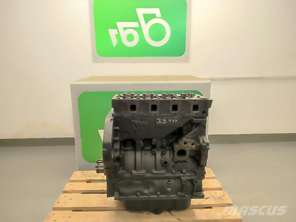 JCB 3CX engine post 发动机