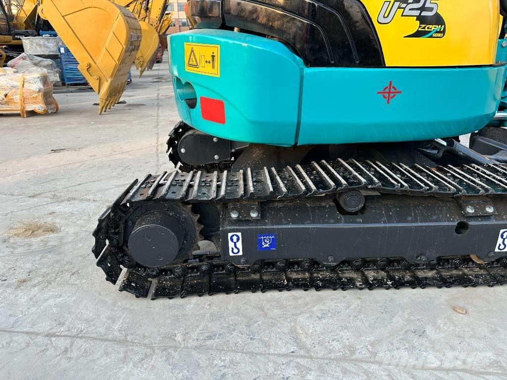 Kubota U 25 小型挖掘机