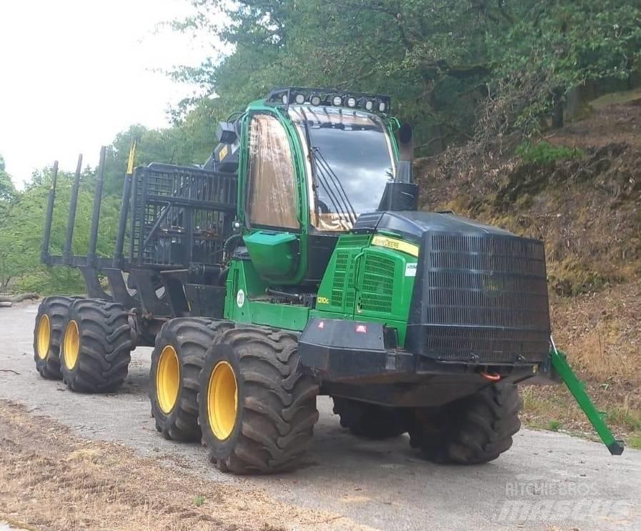 John Deere 1210 G 集运机