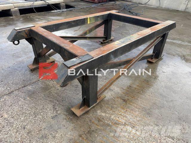  Work Benches 破碎机