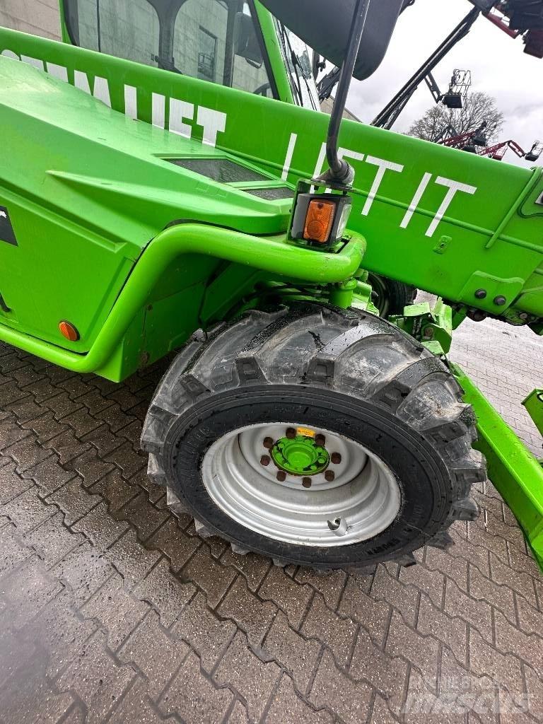 Merlo P40.17 Plus 伸缩臂叉装车|叉装车