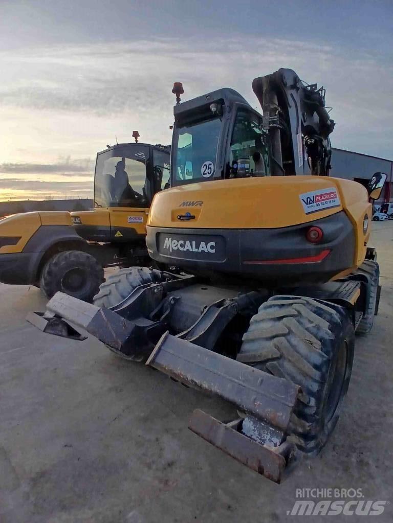 Mecalac 11MWR 轮式挖掘机