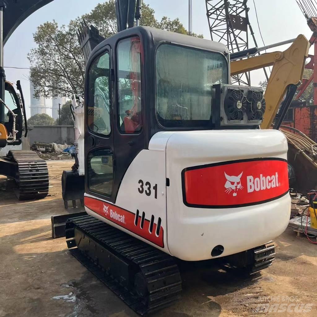 Bobcat 331 小型挖掘机
