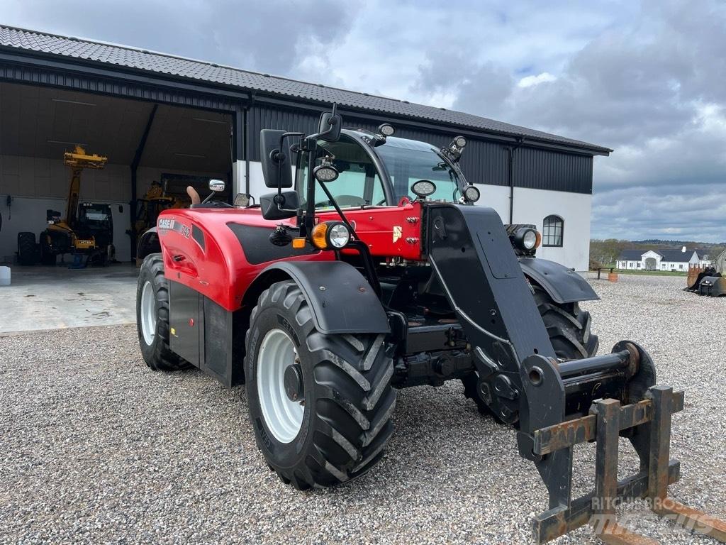Case IH Farmlift 742 伸缩臂叉装车|叉装车