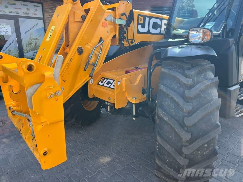 JCB 536-60 伸缩臂叉装车|叉装车