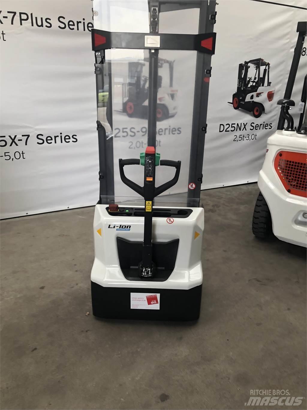 LSM LSM12N 手推堆垛车