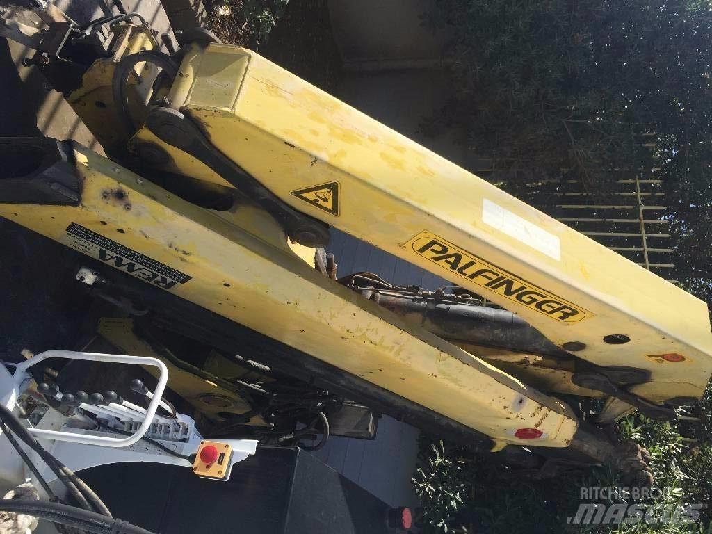 Palfinger PK12500C 随车折臂吊