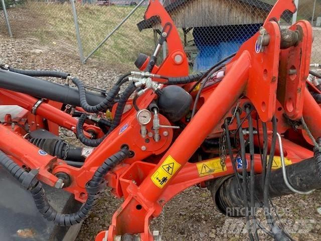 Kuhn FC 8830 D 割草调节装置