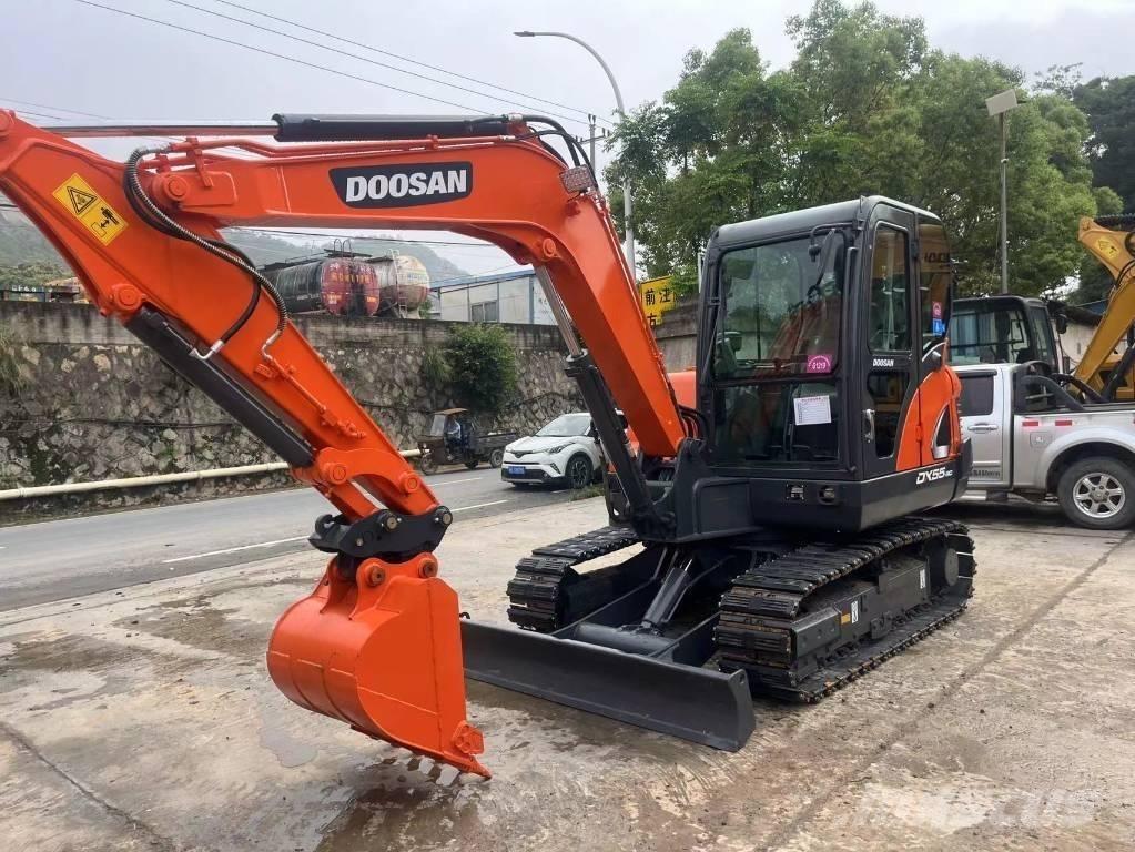 Doosan DX55-9C 小型挖掘机