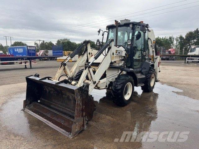 JCB 3CX Compact 反铲装载机