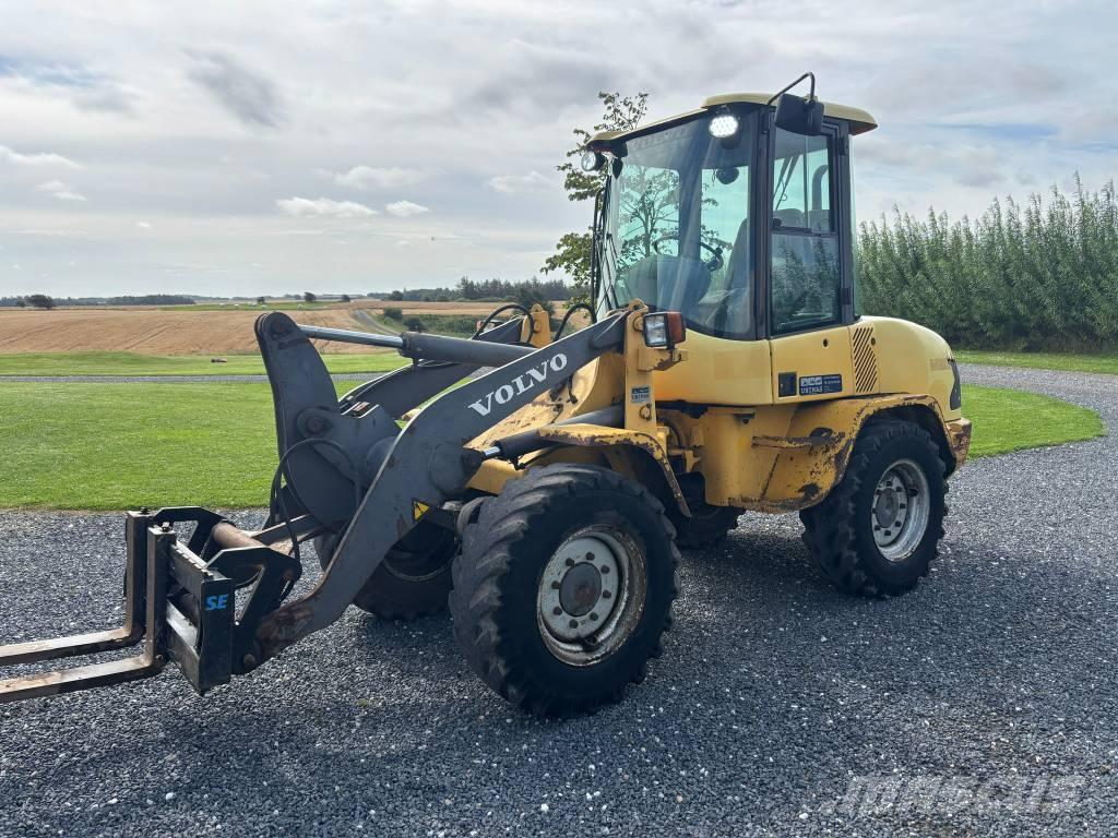 Volvo L30 小型装载机