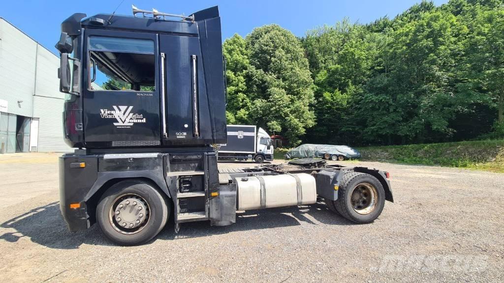 Renault Magnum 500 牵引车